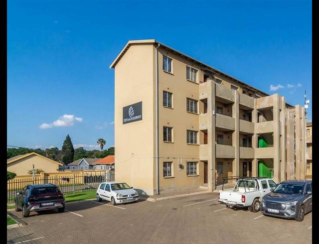 2 BEDROOM APARTMENT FOR SALE IN FLEURHOF